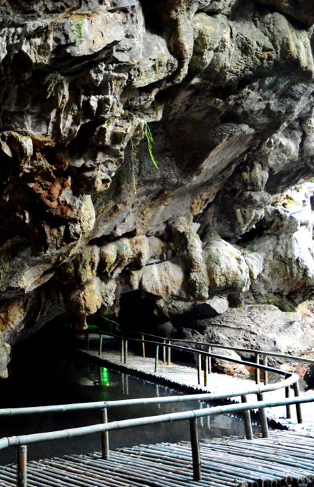 Tien Ca Cave in Ninh Binh Province-7