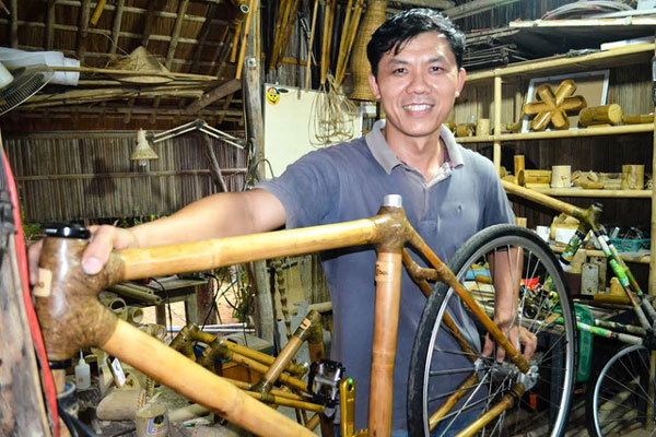 Hoi An sells unique bamboo bikes
